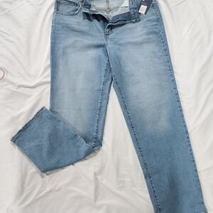 Universal Thread Light Blue Straight Leg Jeans